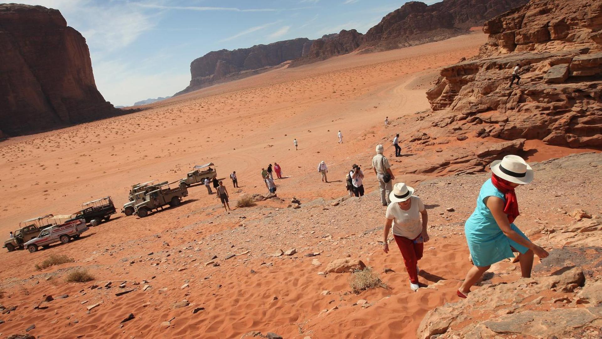Wadi Rum Mundo Camp Aqaba Bagian luar foto