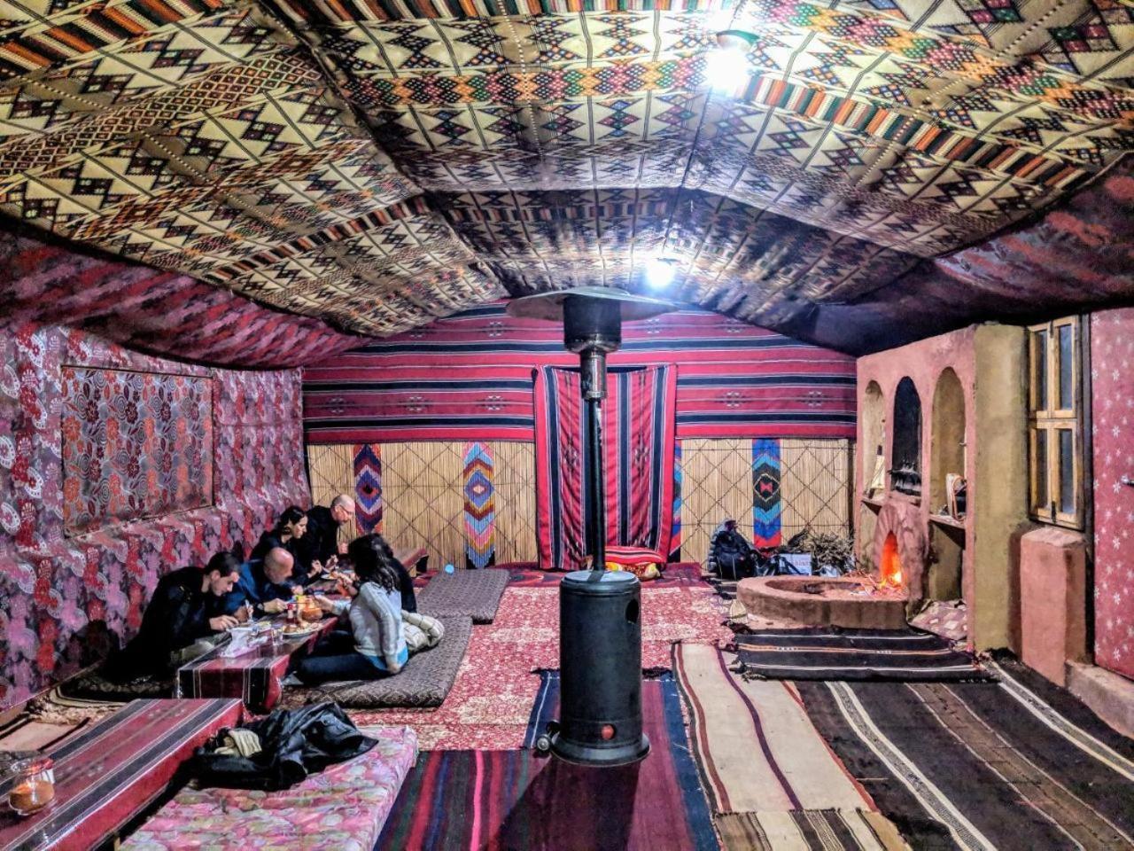 Wadi Rum Mundo Camp Aqaba Bagian luar foto